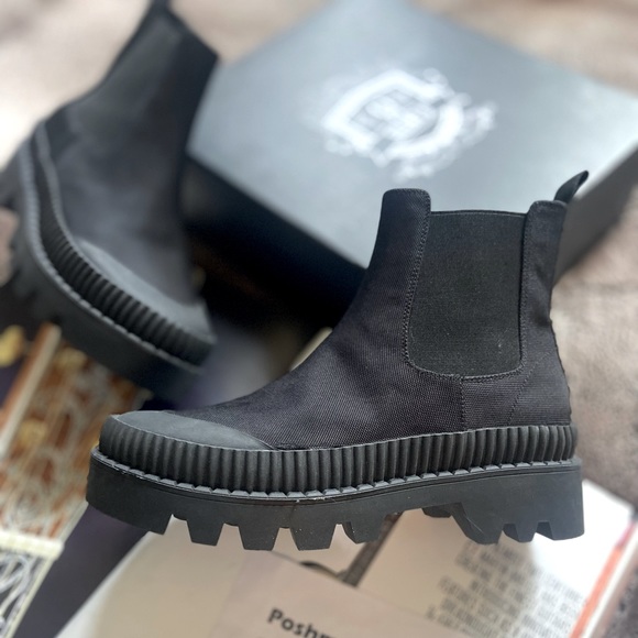 Anthropologie Shoes - Anthropologie X Silent D Pia Chelsea Boots